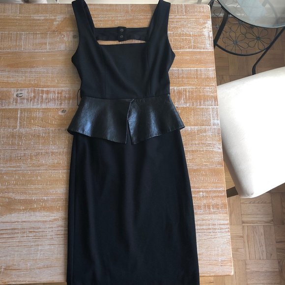 ✨HP✨Alice + Olivia Maddy Dress - Picture 2 of 5